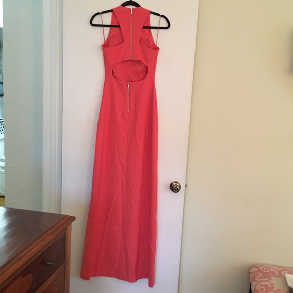 Coral Elizabeth and James gown 0 - Picture 4 of 5